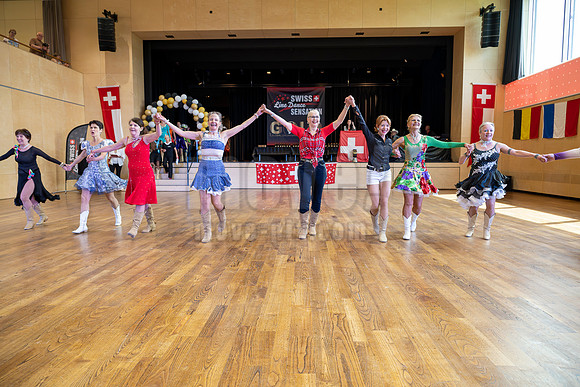 swiss_line_dance_samstag_nachmittag-158.jpg