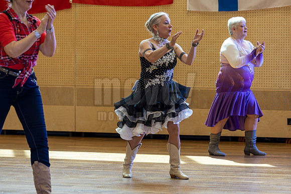 swiss_line_dance_samstag_nachmittag-152.jpg