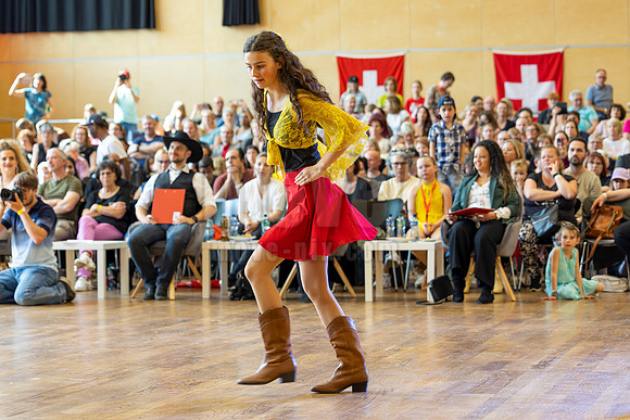 swiss_line_dance_Samstag_Nachmittag-350.jpg
