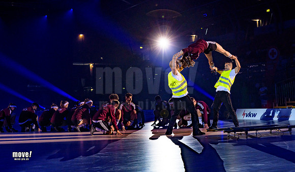 Gymn19-Uni-2-Tre-073.jpg